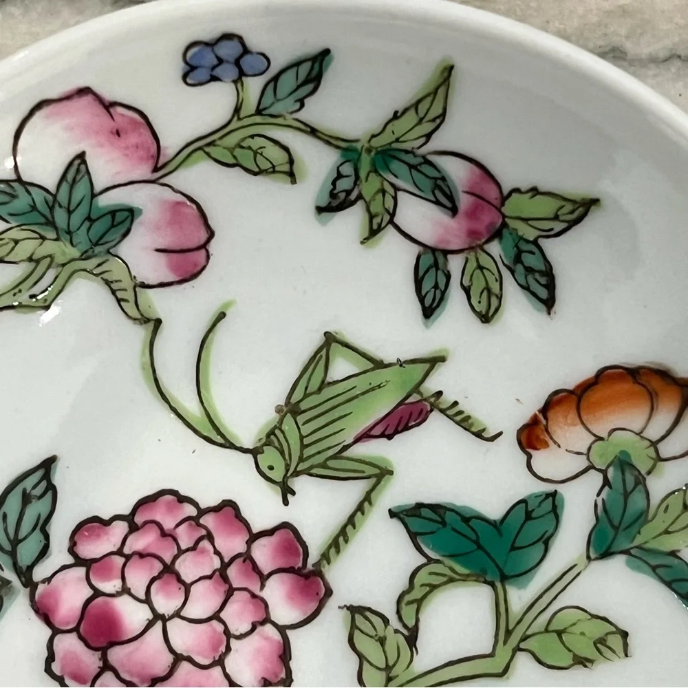 Crescent Court Hotel Made in Hong Kong Dish - Picture 4 of 13